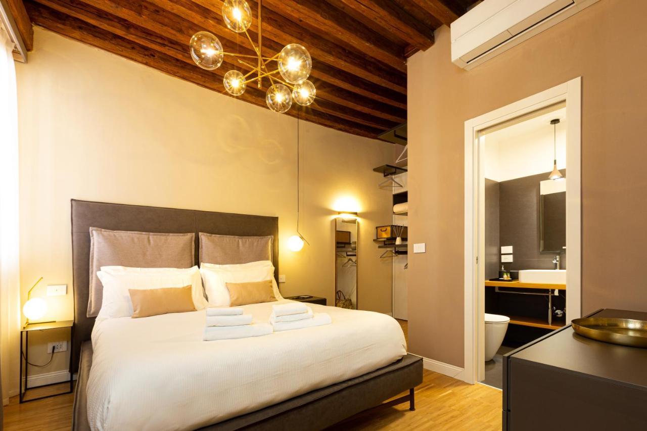 Fraivolti Apartment Venetië Buitenkant foto