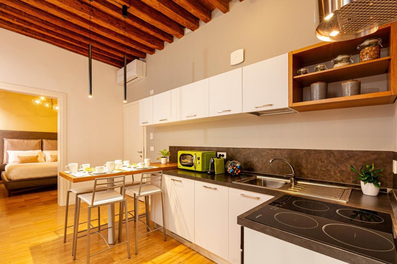 Fraivolti Apartment Venetië Buitenkant foto
